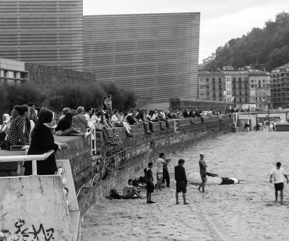 aisialdi kontenplatiboa